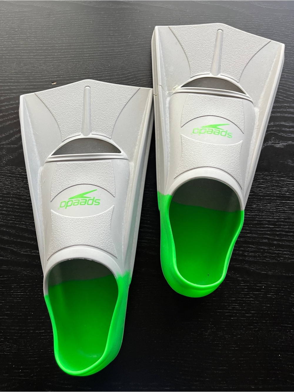 Speedo Swim Fins Grey Green Size 5-6 USA Training Short Blade Fins E00003